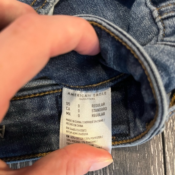 American Eagle: Ripped skinny jeans - Picture 4 of 4